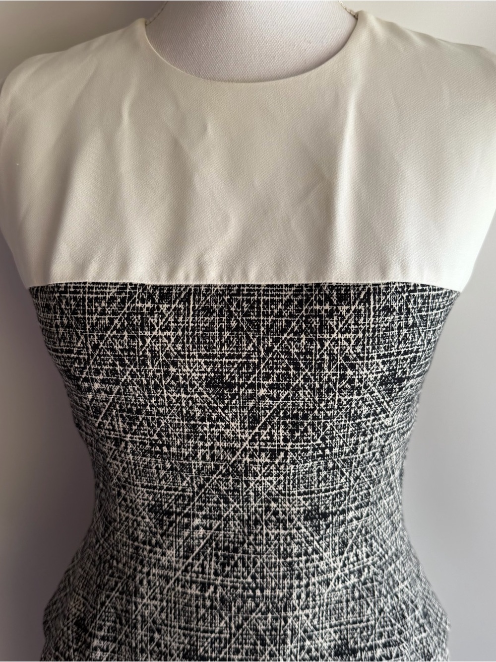 Narciso Rodriguez Sheath Dress - sz 44 - Picture 2 of 7